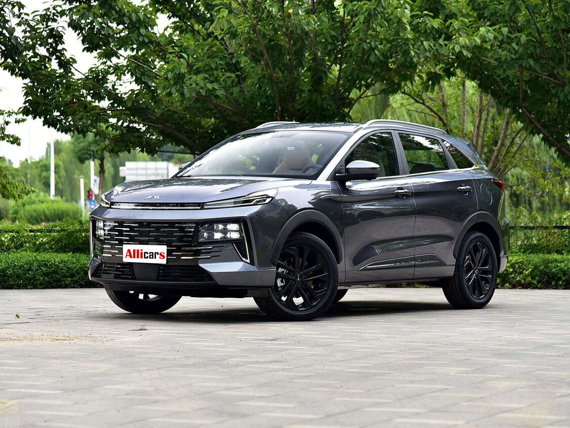 JAC QX: A High-Performance Hybrid SUV